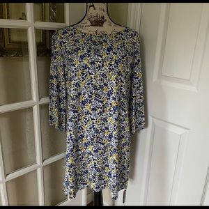 Old Navy Floral 3/4 Sleeve Dress - Medium